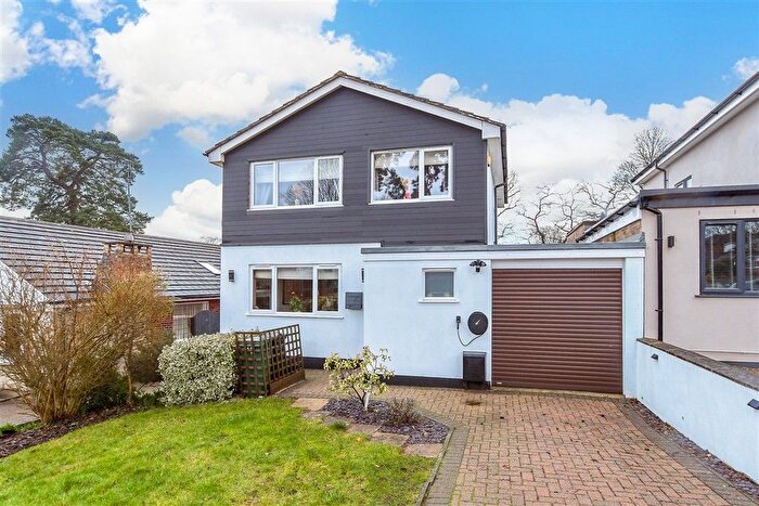 3 Bedroom Detached House For Sale In Park Road, Redhill, Surrey, RH1
