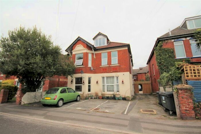 1 Bedroom Flat To Rent In Hamilton Road, Boscombe, Bournemouth, BH1