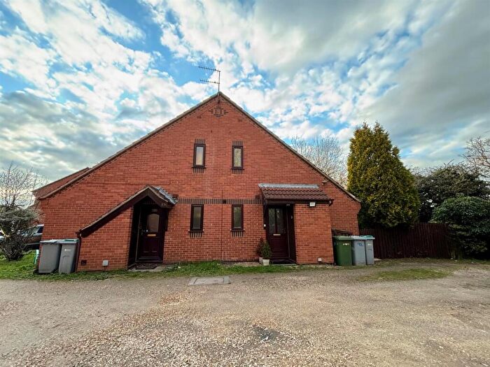 1 Bedroom Semi-Detached House To Rent In Hounsfield Close, Newark, NG24