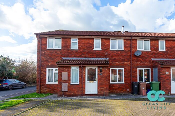 2 Bedroom Terraced House To Rent In Marsh Close, Plymouth, PL6