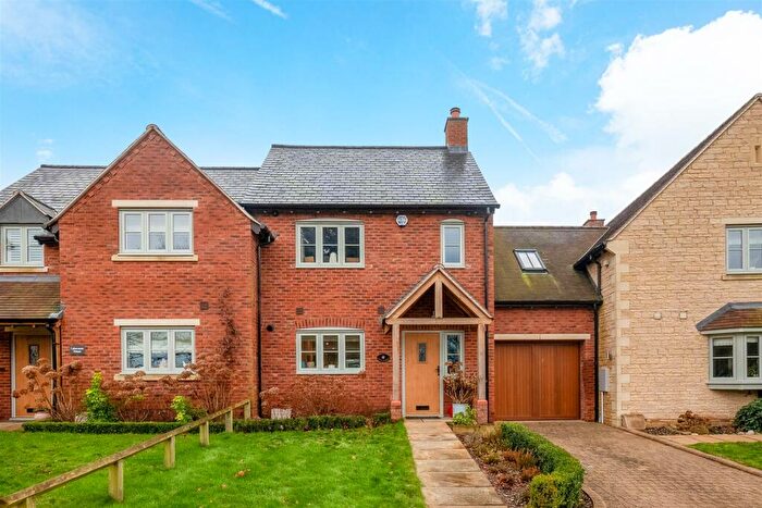 3 Bedroom Terraced House For Sale In Church Bank, Tredington, Shipston-on-Stour, CV36