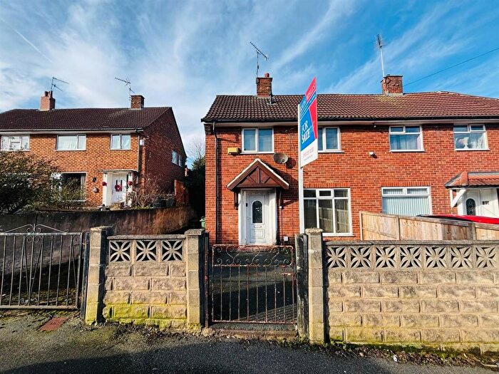 2 Bedroom Semi Detached House For Sale In Whincover Road, Farnley, Leeds, LS12