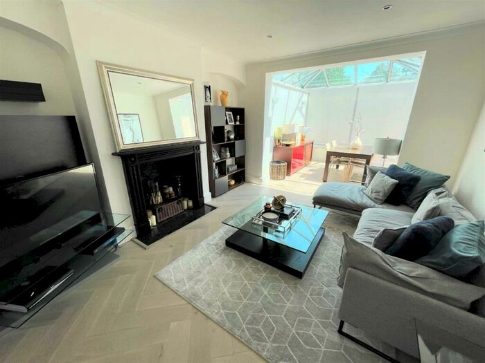 4 Bedroom Semi-Detached House To Rent In Marsh Lane, Mill Hill, NW7