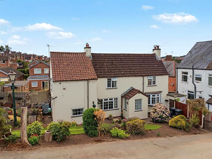 3 Bedroom Detached House For Sale In Surgeys Lane, Arnold, Nottingham, NG5