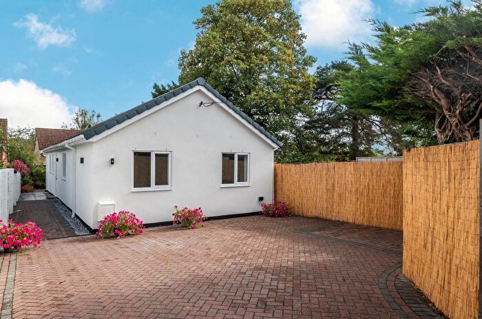 3 Bedroom Detached Bungalow For Sale In Shaftesbury Avenue, Chandler's Ford, Eastleigh, SO53