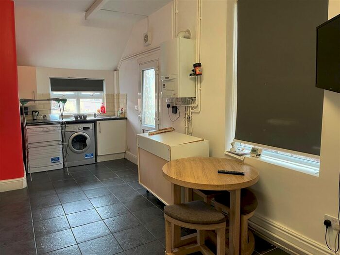 1 Bedroom Property To Rent In Walbrook Road, New Normanton, Derby, DE23