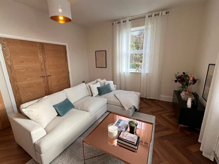 4 Bedroom Town House For Sale In The Crescent, Sandgate, Folkestone, CT20