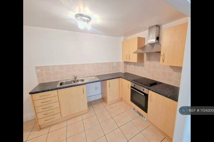 1 Bedroom Flat To Rent In Broadway, Cardiff, CF24