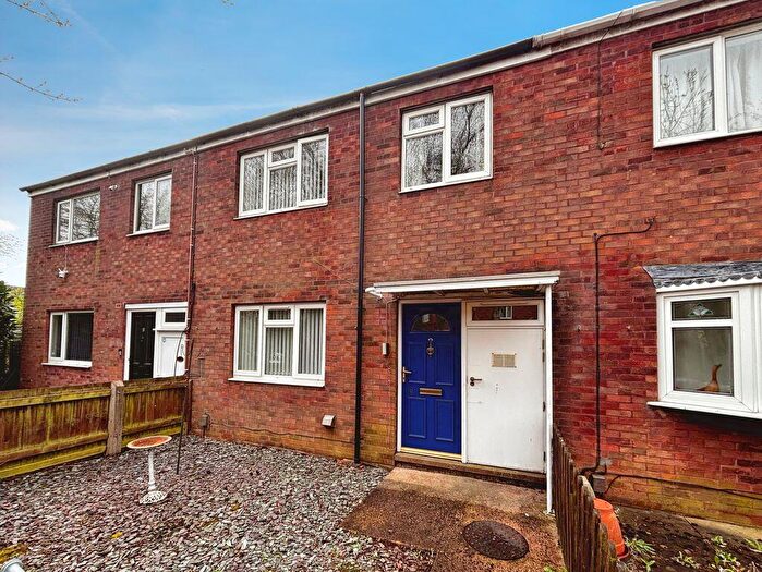 3 Bedroom Detached House For Sale In Hawthorn Court, Grantham, NG31
