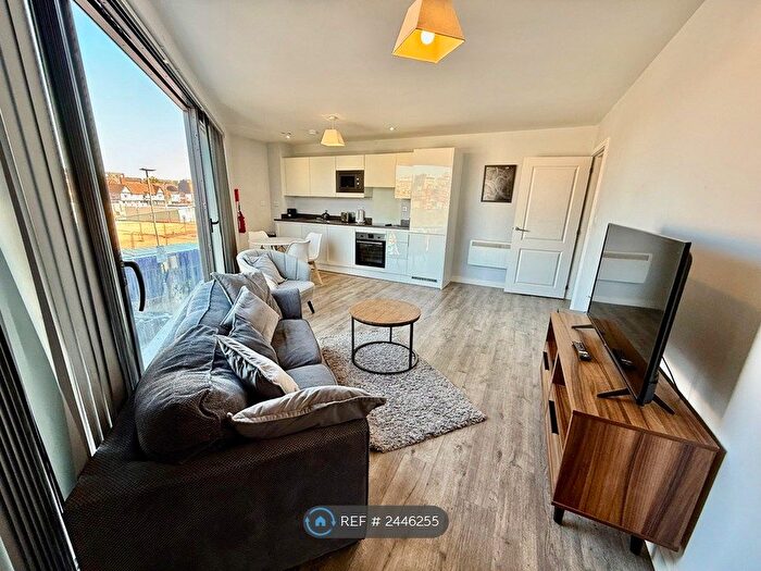 2 Bedroom Flat To Rent In Park Works, Birmingham, B12