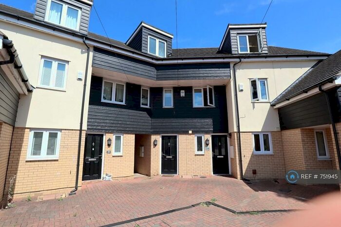 4 Bedroom Terraced House To Rent In Green End Road, Cambridge, CB4