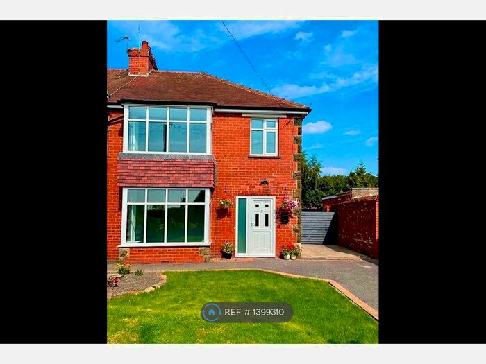 3 Bedroom Semi-Detached House To Rent In Hilltop Road, Dronfield, S18
