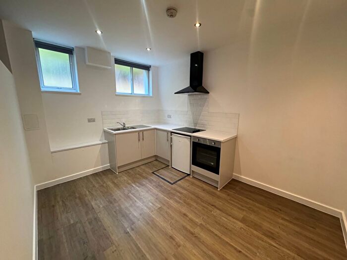 1 Bedroom Flat To Rent In Albert Terrace Road, Sheffield, S6