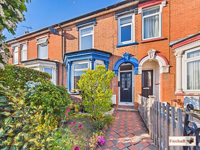 3 Bedroom Terraced House For Sale In Foxhall Road, Ipswich, IP3