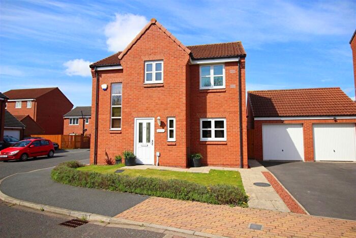 3 Bedroom Detached House For Sale In The Lanes, Darlington, DL2