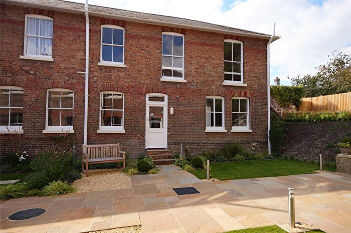 2 Bedroom End Of Terrace House To Rent In Stratton House, - High West Street, Dorchester, DT1
