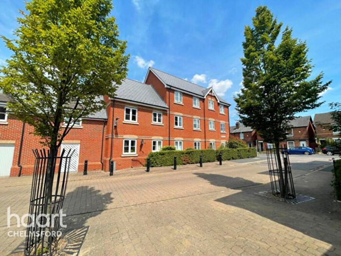 2 Bedroom Flat To Rent In Harberd Tye, Chelmsford, CM2