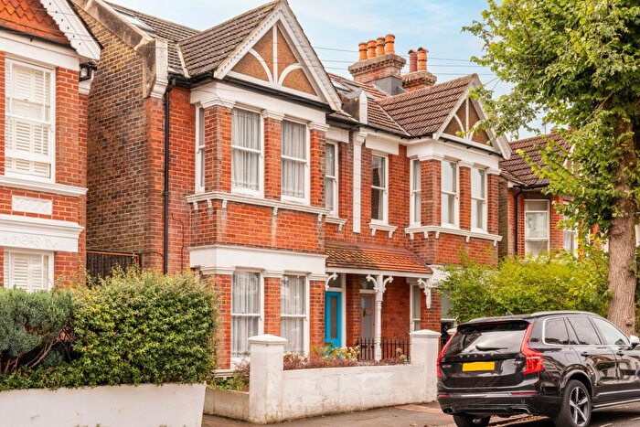 4 Bedroom Semi-Detached House For Sale In Osborne Road, Brighton, BN1