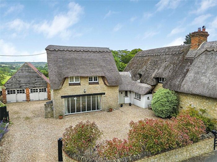 4 Bedroom Detached House For Sale In Lillingstone Road, Akeley, Buckingham, Buckinghamshire, MK18