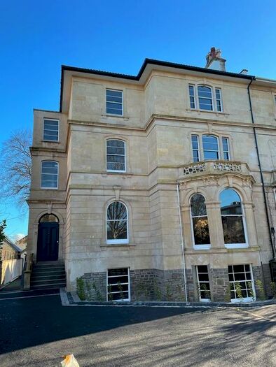 3 Bedroom Flat To Rent In Cambridge Park Bristol, #, BS6