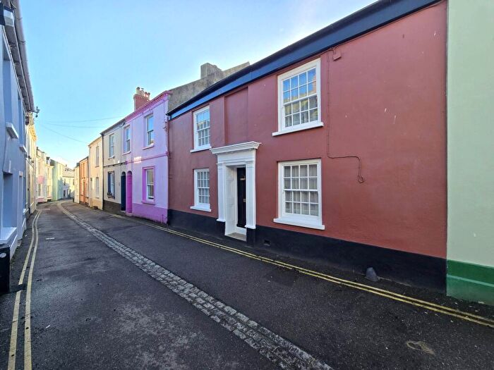 3 Bedroom Cottage For Sale In Irsha Street, Appledore, EX39