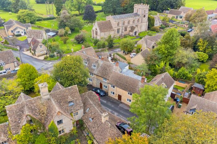 3 Bedroom Terraced House For Sale In Oaksey, Malmesbury, SN16