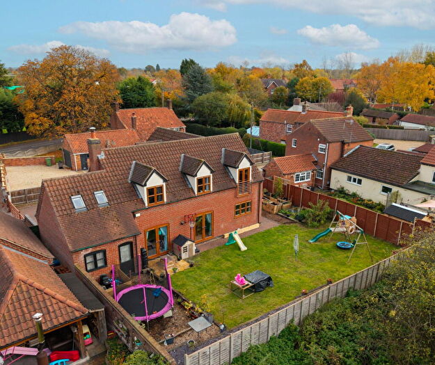 4 Bedroom Detached House For Sale In Main Road, Laughterton, Lincoln, LN1