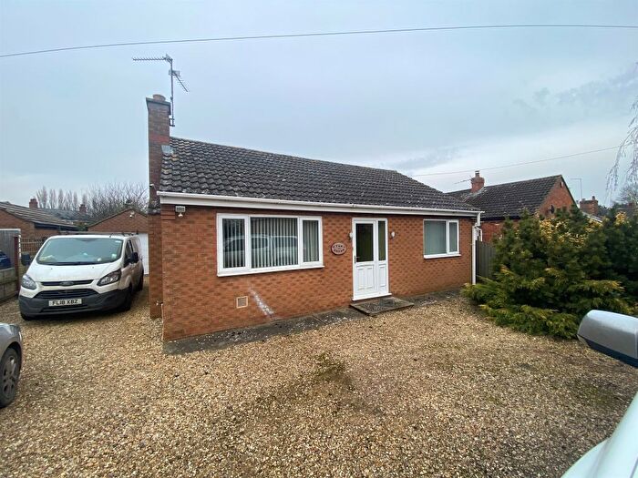 2 Bedroom Detached Bungalow For Sale In Main Road, Holbeach Drove, Spalding, PE12