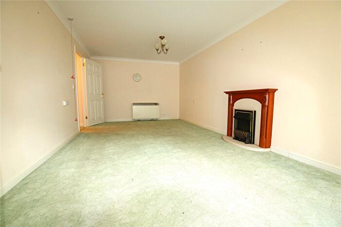 2 Bedroom Apartment To Rent In Vicarage Lane, Hailsham, East Sussex, BN27