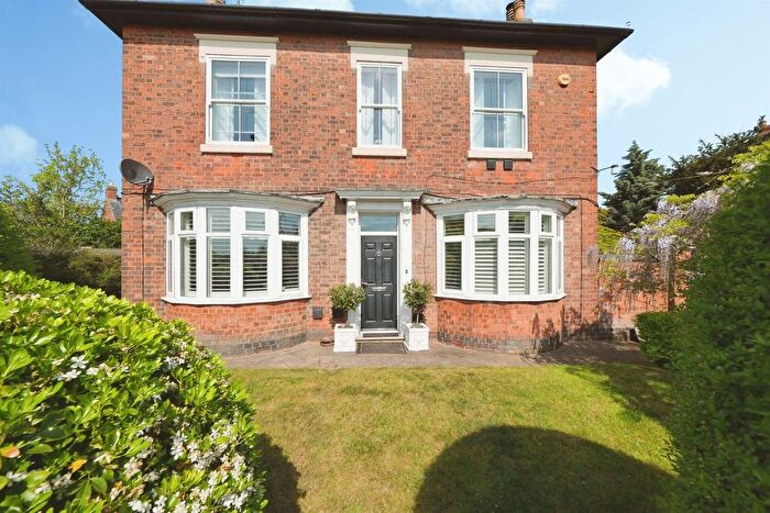 3 Bedroom Detached House For Sale In Stapenhill Road, Burton-On-Trent, DE15