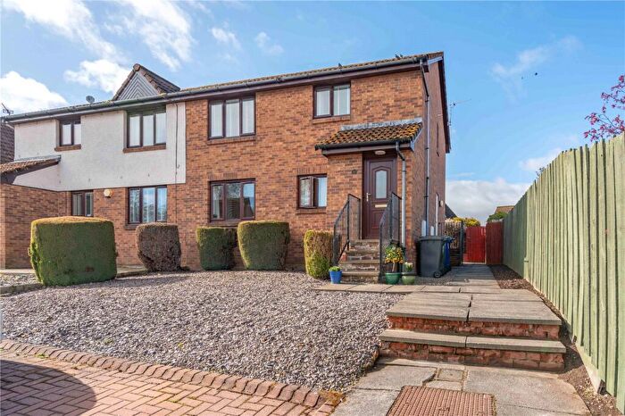 2 Bedroom Apartment For Sale In Corrie Court, Newtongrange, Midlothian, EH22