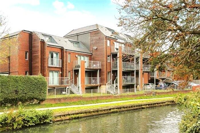2 Bedroom Flat For Sale In Walnut Tree Close, Guildford, Surrey, GU1