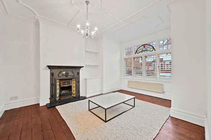 5 Bedroom Property To Rent In Farquhar Road, SW19