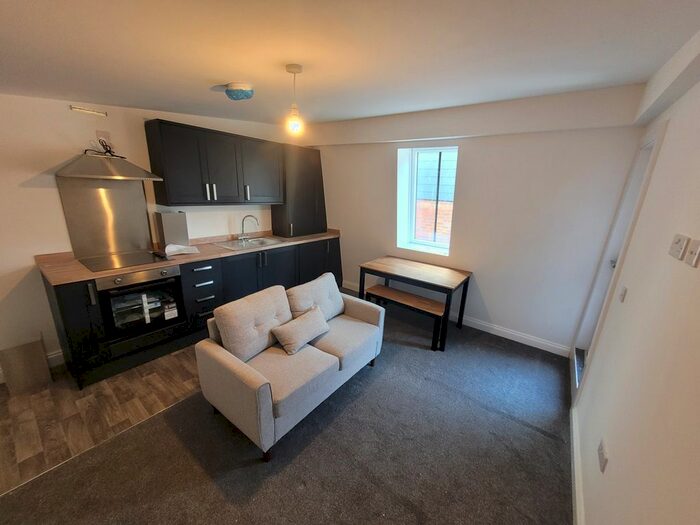 1 Bedroom Flat To Rent In Wood Street, Wakefield, WF1