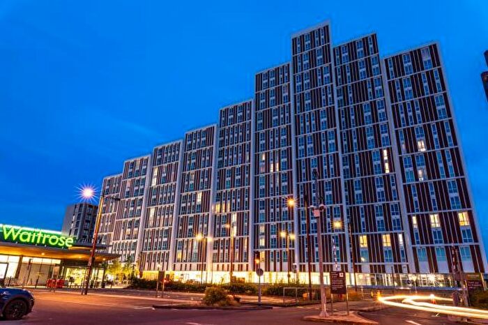2 Bedroom Flat To Rent In Winchester House, Bond Way, Bracknell, RG12