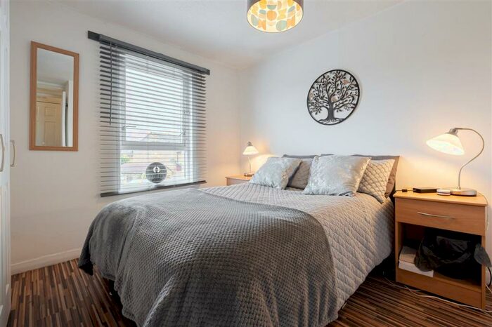 2 Bedroom Terraced House For Sale In Meadowpark Road, Bathgate, EH48