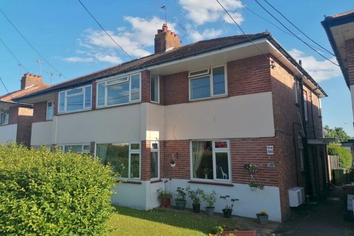 2 Bedroom Flat To Rent In Gilda Crescent, Polegate, BN26