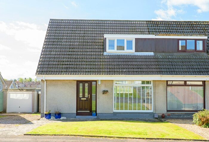 3 Bedroom Semi Detached House For Sale In Burt Grove, Dunfermline, KY11