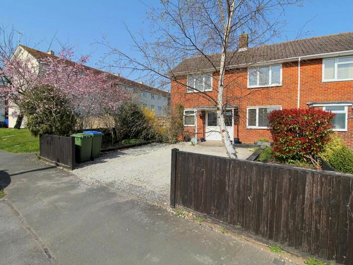 3 Bedroom Terraced House To Rent In Porlock Road, Southampton, SO16