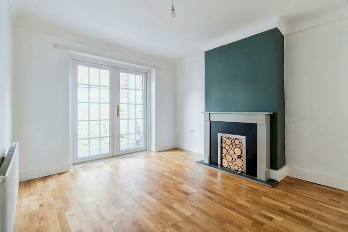 3 Bedroom End Of Terrace House To Rent In Barrington Road, Liverpool, Merseyside, L15