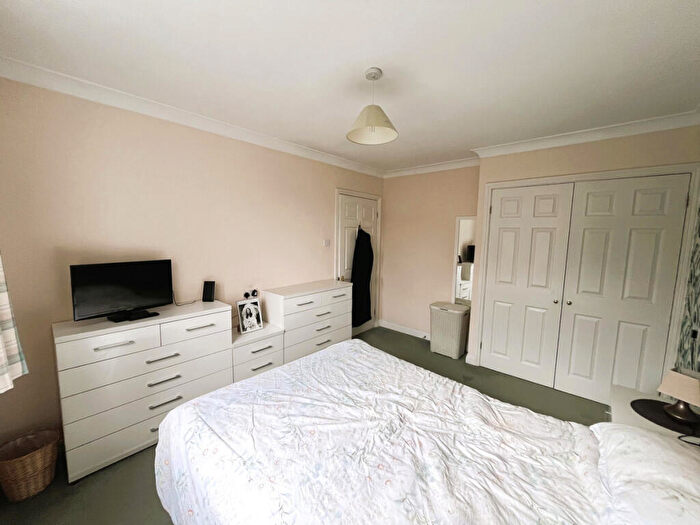 2 Bedroom Retirement Property For Sale In King George Court, St. Neots, PE19