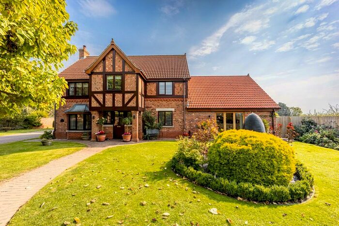 4 Bedroom Detached House For Sale In Birch Close, Wyberton, PE21