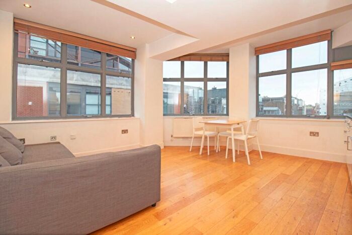 2 Bedroom Apartment To Rent In Curtain Road, Shoreditch, EC2A