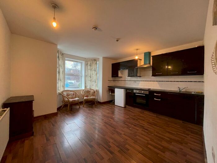 1 Bedroom Flat To Rent In Windmill Road, Luton, LU1