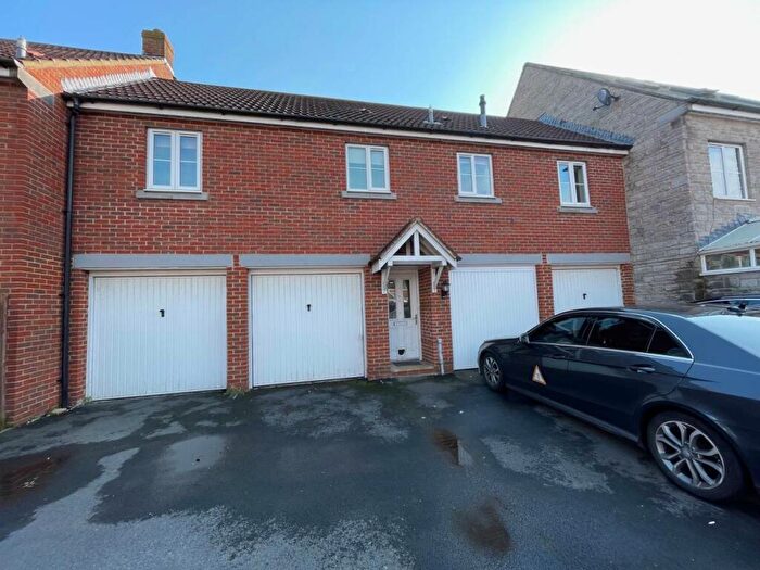 2 Bedroom Coach House To Rent In Montacute Circus, Weston Village, Weston-super-Mare, BS24