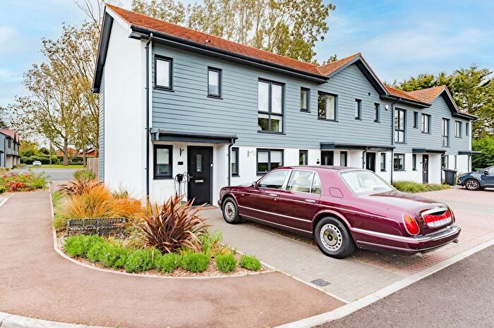 2 Bedroom End Terrace House For Sale In Daffodil Walk, Hemsby, NR29