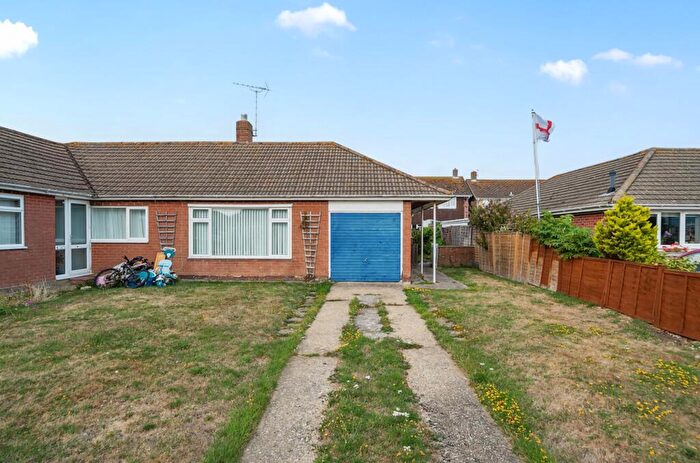 3 Bedroom Semi-Detached Bungalow For Sale In Landseer Drive, Selsey, PO20