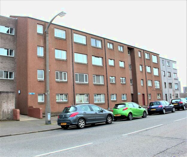 2 Bedroom Flat To Rent In Kerse Road, Grangemouth, FK3