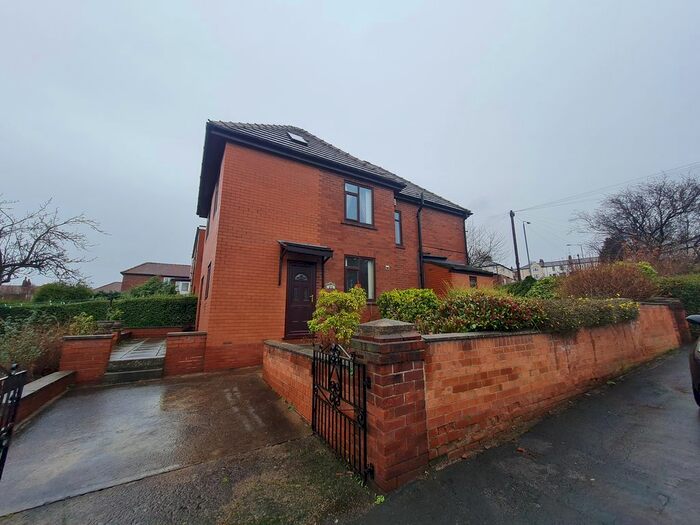 4 Bedroom Property To Rent In Hill Road, Castleford, WF10