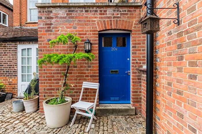 1 Bedroom Terraced House For Sale In Twickenham House, Abingdon, OX14